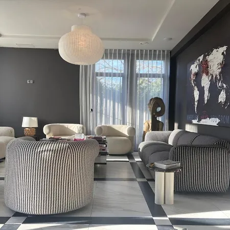 Отель Solei Boutique