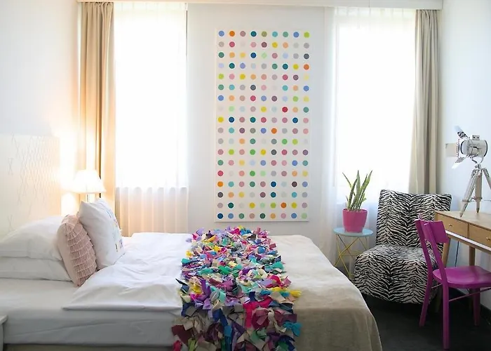 Solei Boutique فندق بوزنان