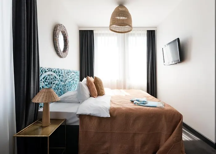 فندق Solei Boutique 4*