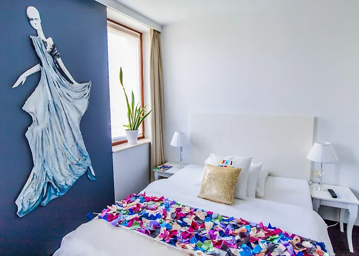 Solei Boutique 4* بوزنان