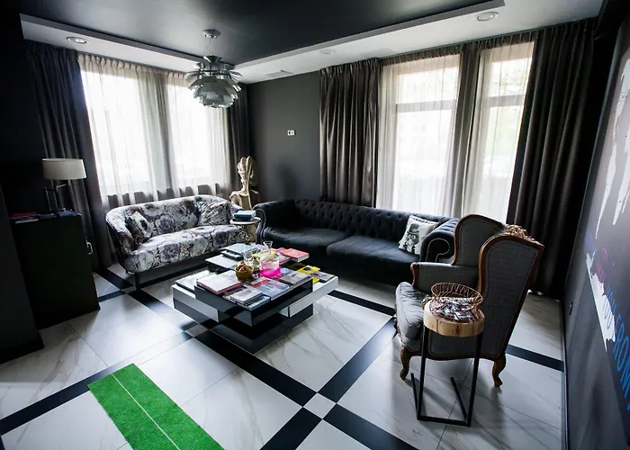 Solei Boutique 4* بوزنان